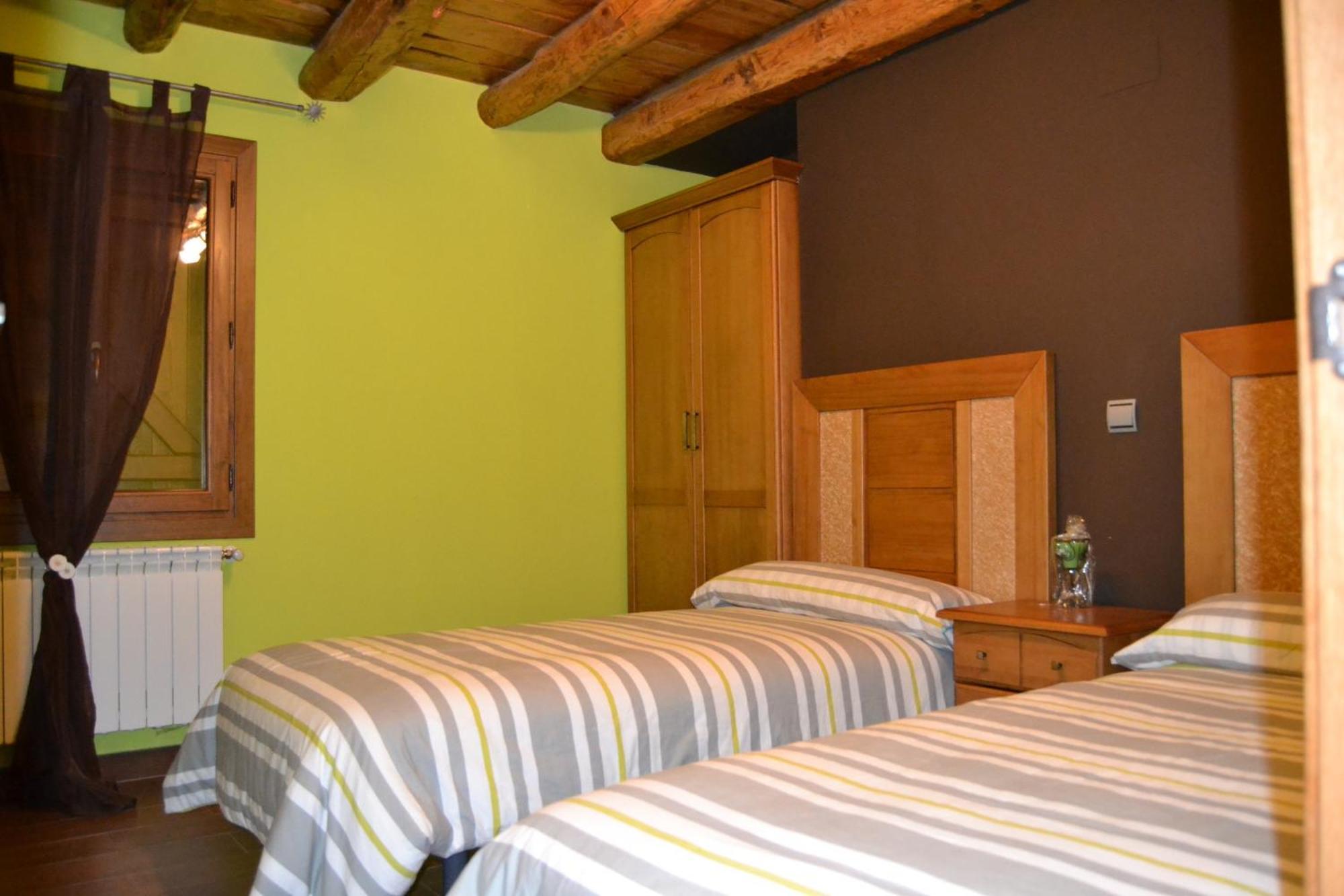 Apartamentos La Era Sorripas Екстериор снимка